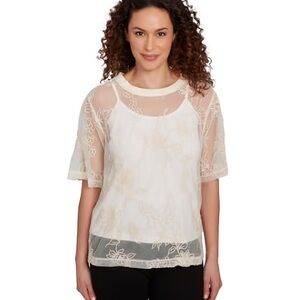 NWT Skye’s the Limit Embroidered Mesh Top